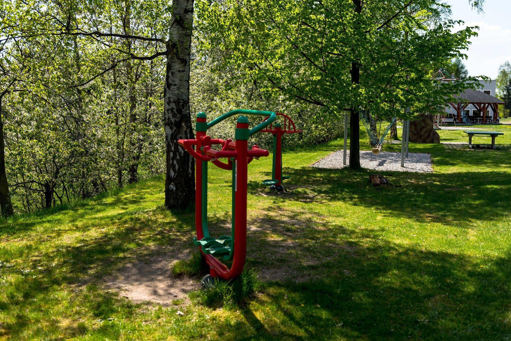 Camp Vary - Vitkova Hora - Veitsberg Karlovy Vary Exteriér fotografie